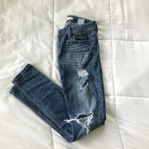 Low Rise Jeans
